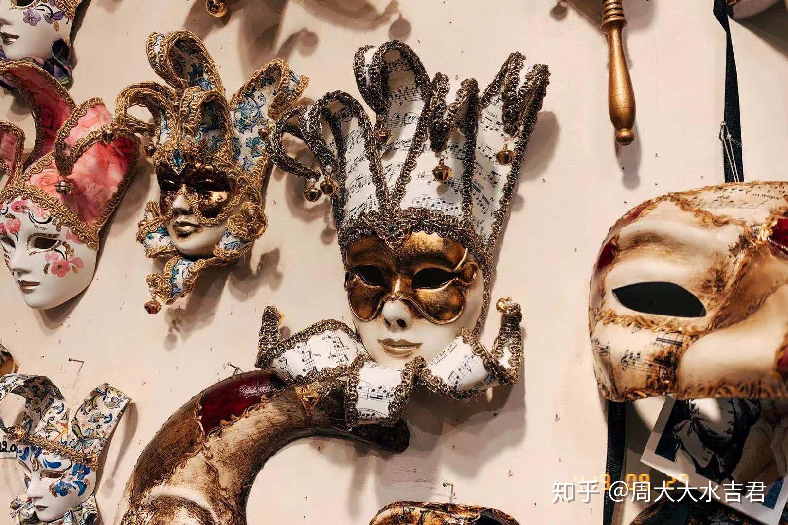 day 1我们直接坐火车到威尼斯主岛的火车站——santa lucia.