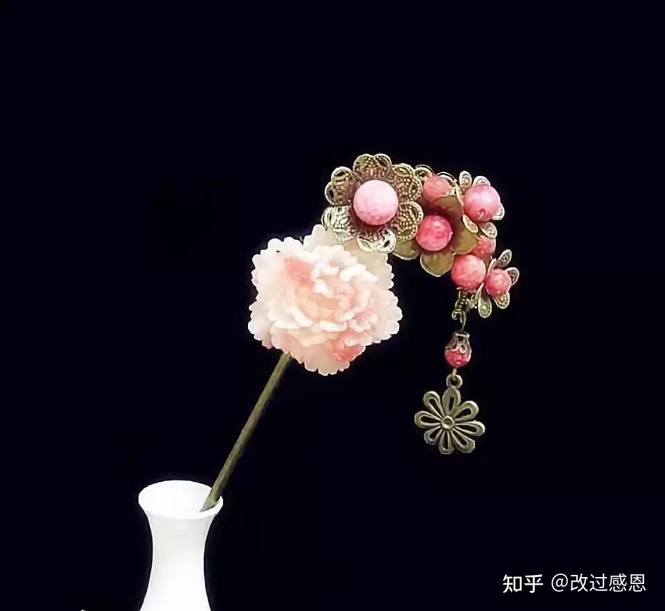 人生哪能多如意万事但求半称心下联 v2-41b1792032f961ead7bc775f45eec64d_r.jpg