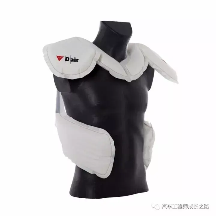 摩托车也可以有安全气囊