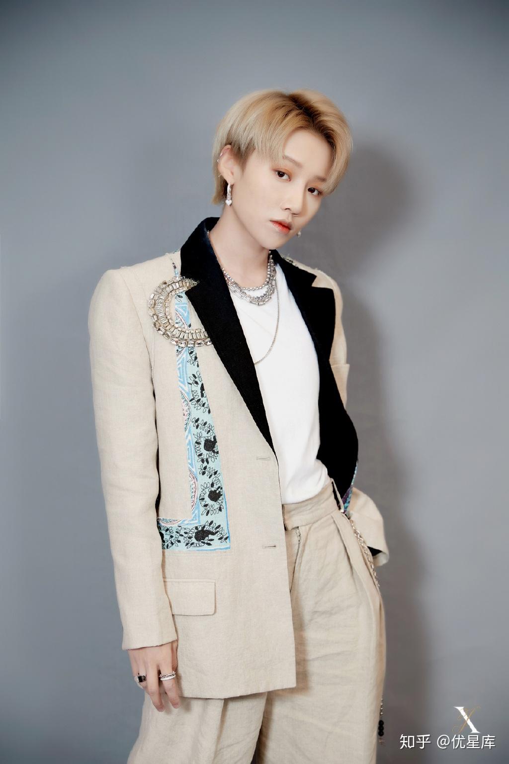 出道短短三个月,刘雨昕斩获多个品牌代言,商业价值和品牌认可度实力可