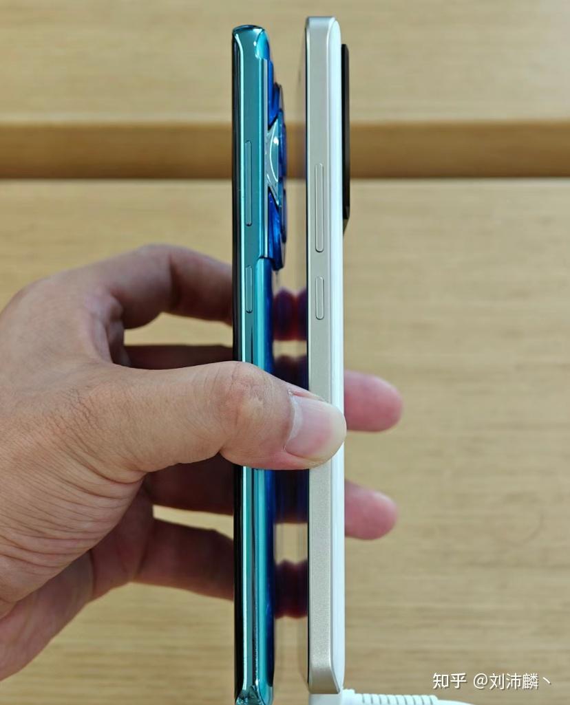 一加ace2pro能把红米k60至尊版给干翻吗哪个更值得买