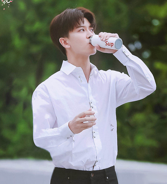 上新季▏明星同款保温杯养生也要潮流范儿