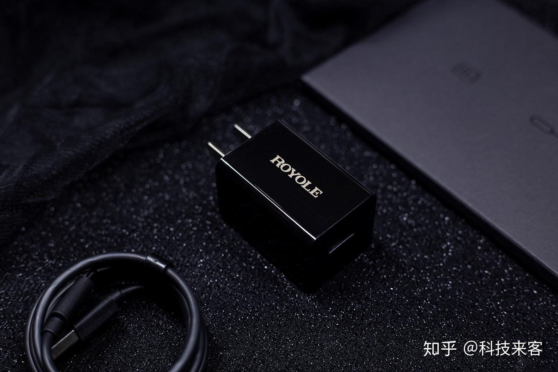 从概念向实用的转变柔宇flexpai2折叠屏手机首发体验