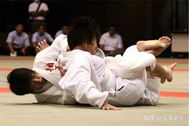 柔道的寝技真的不如巴西柔术的地面技吗