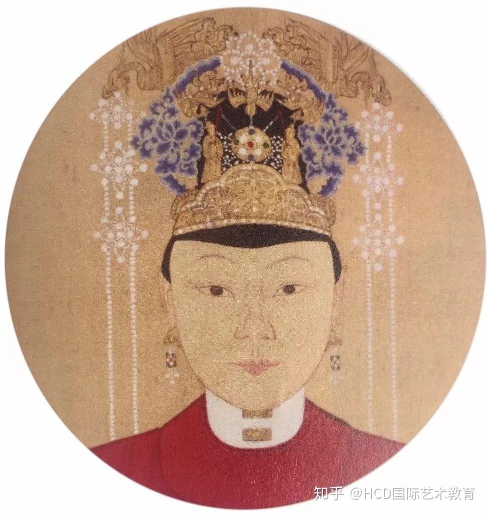 王洛家族墓的两件海水云龙戏珠纹的满冠,出土时均簪戴于41髻之后