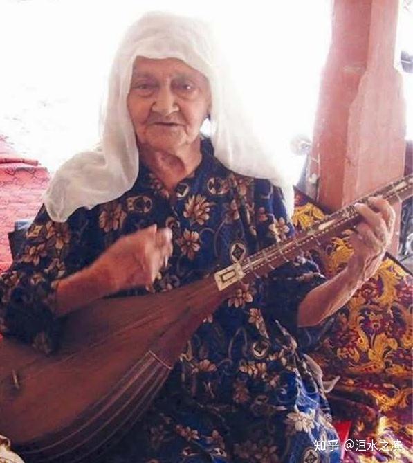 中国新疆135岁老奶奶终于走了