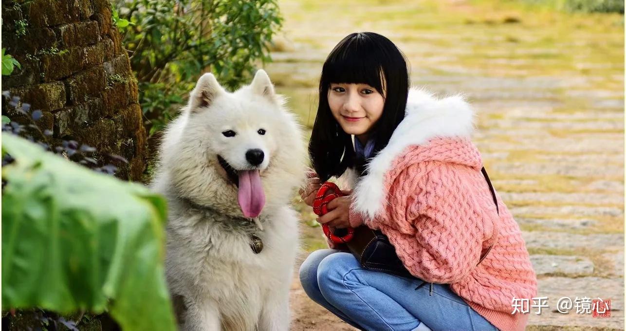 子提供了必要的信息,请太行周易的孙子平师傅为她查了一下三世相法