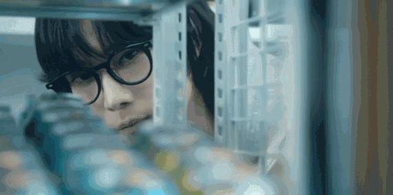 韩剧《因为不想吃亏》甜妹统治世界!40岁演偶像剧,韩国人也吃她这一套!