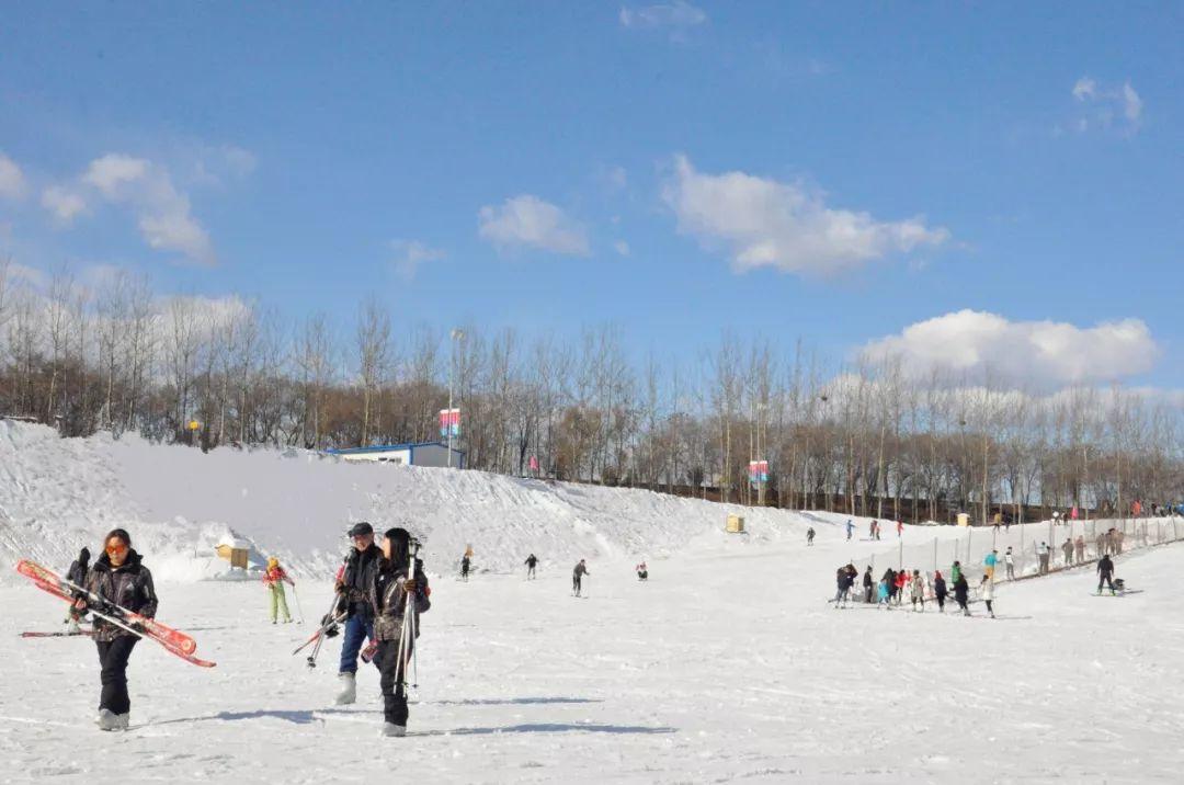 团队滑雪、企业滑雪、北京冬季团建、逸途团建带你嗨皮。 - 知乎