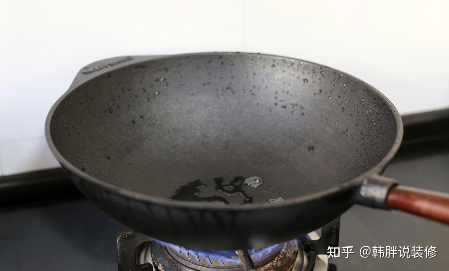 新的铁锅千万别直接用火烧,这才是正确的开锅方法,不粘锅不生锈 - 知乎