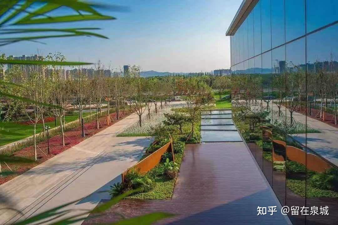 2号线通车宇宙中心唐冶开启地铁时代