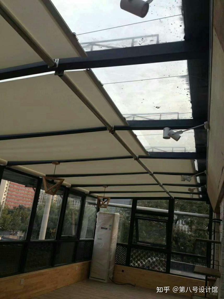 其实现在的移动阳光房完全没必要去加装空调,因为它的可随时移动,每个