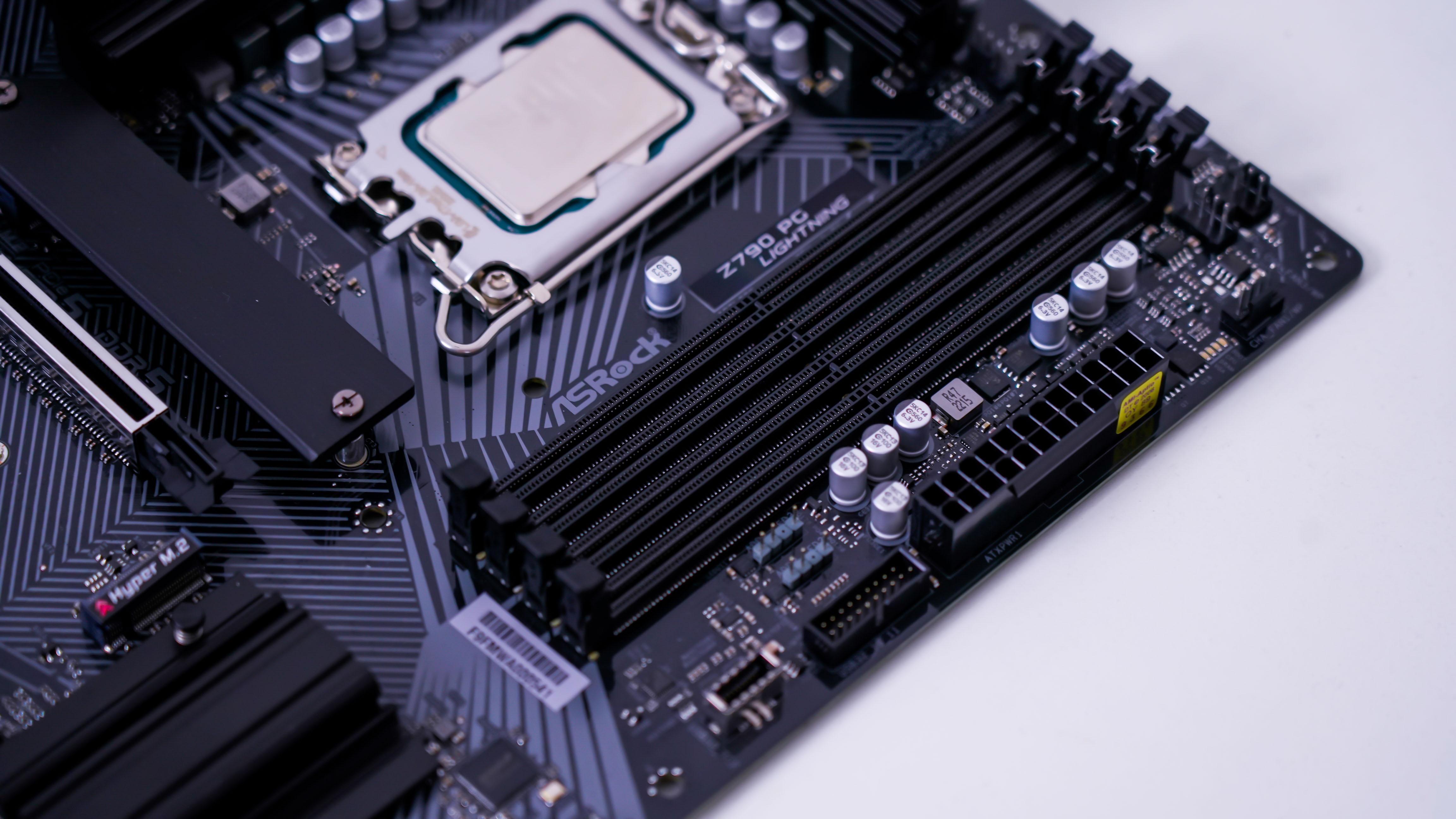 极致性价比,甜品级装机丨13600k 华擎z790 2060s丨