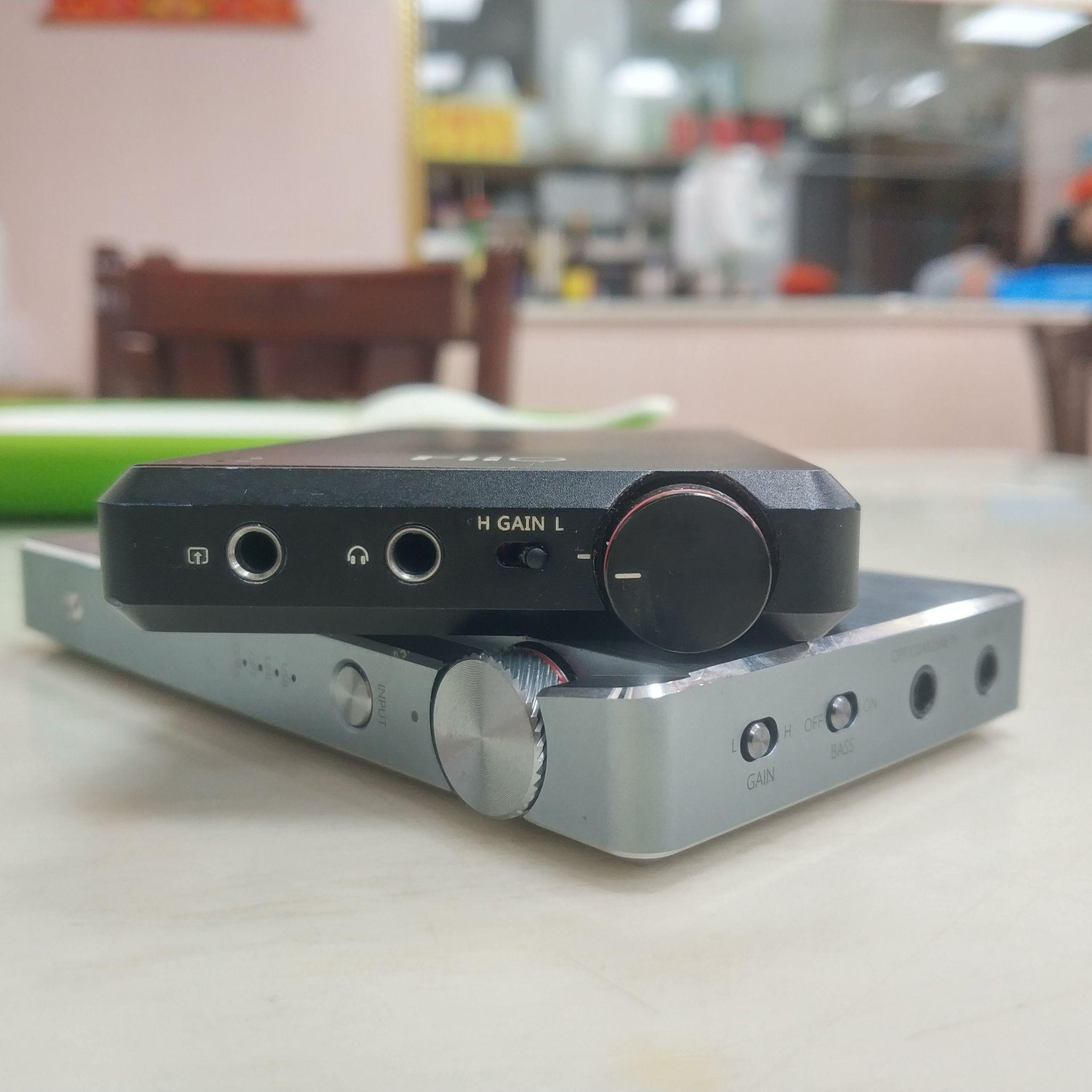 飞傲q5stc旗舰便携蓝牙thxaaa解码耳放一体机分享