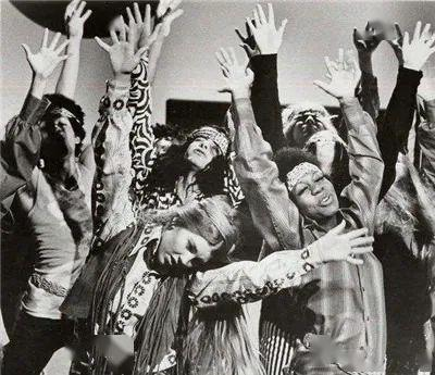 反主流的叛逆文化,为何成了消费主义的助燃剂——资讯|一鸣网——让