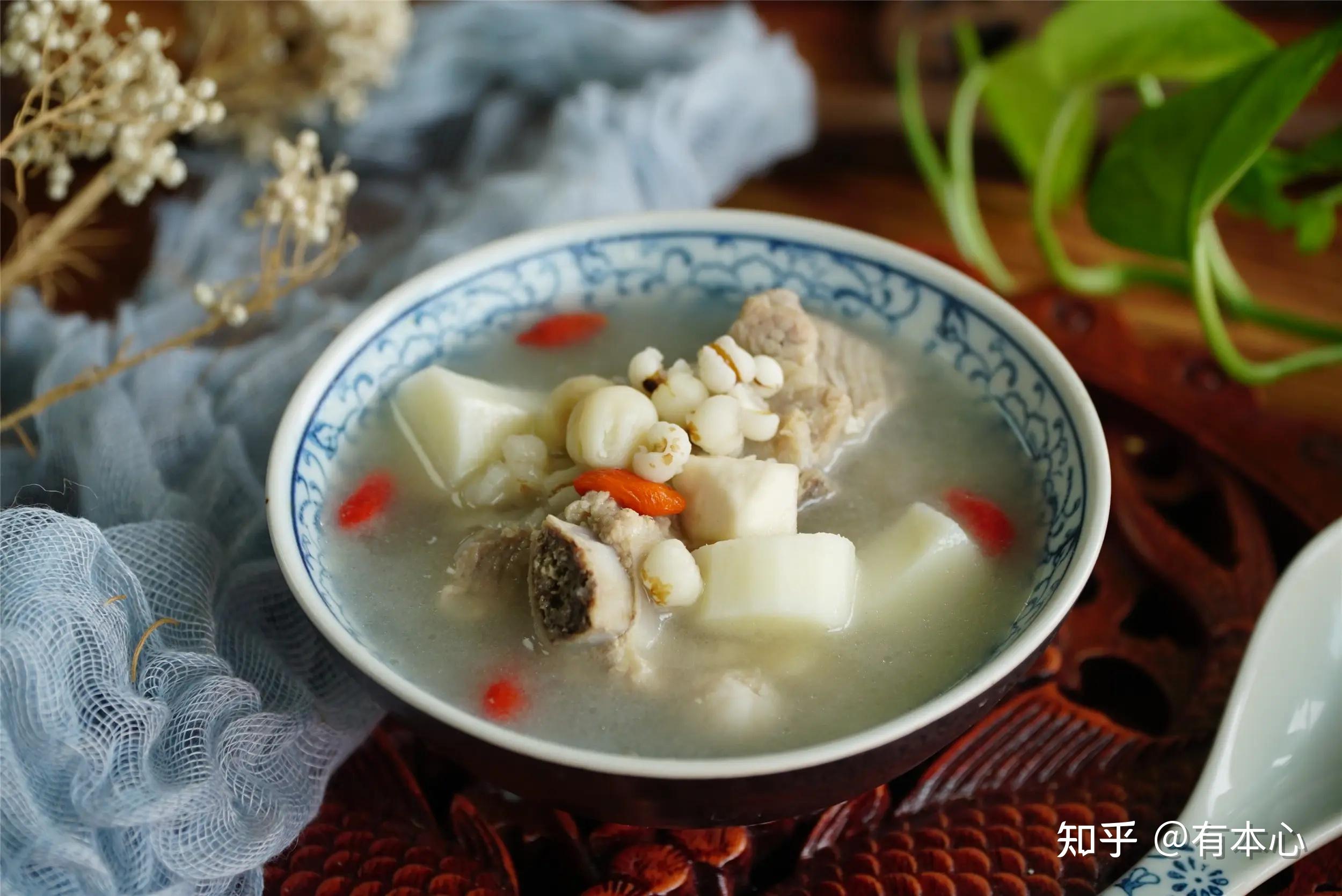 73 四神汤(健脾祛湿)茯苓 芡实 山药 莲子(各10g)可以用来炖排骨