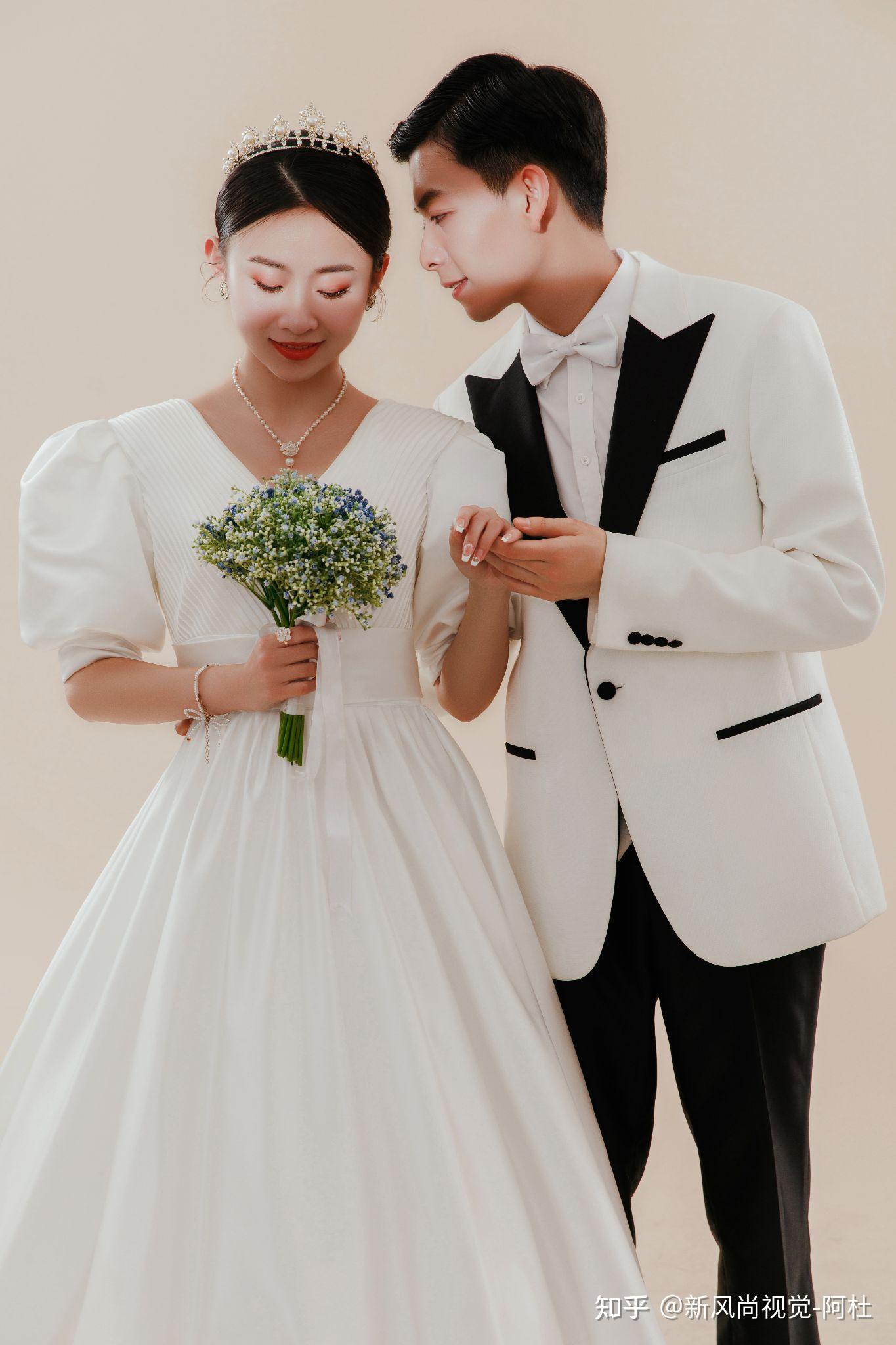 韩式婚纱照之姿势篇，亲吻拥抱一个都不能少（必备婚纱照拍摄攻略）_唯美