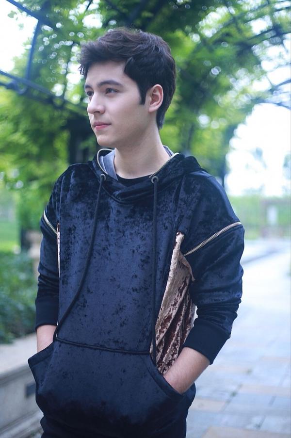 你知道dylan钟逸伦吗 (*/ω*)