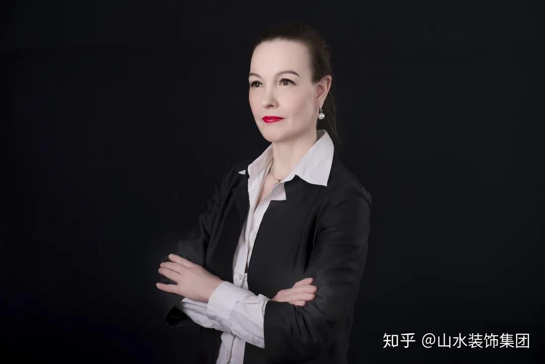 米娅,芬兰iittala品牌文化大使,芬兰阿尔托大学,赫尔辛基大学任教.