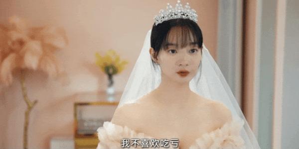 韩剧《因为不想吃亏》甜妹统治世界!40岁演偶像剧,韩国人也吃她这一套!