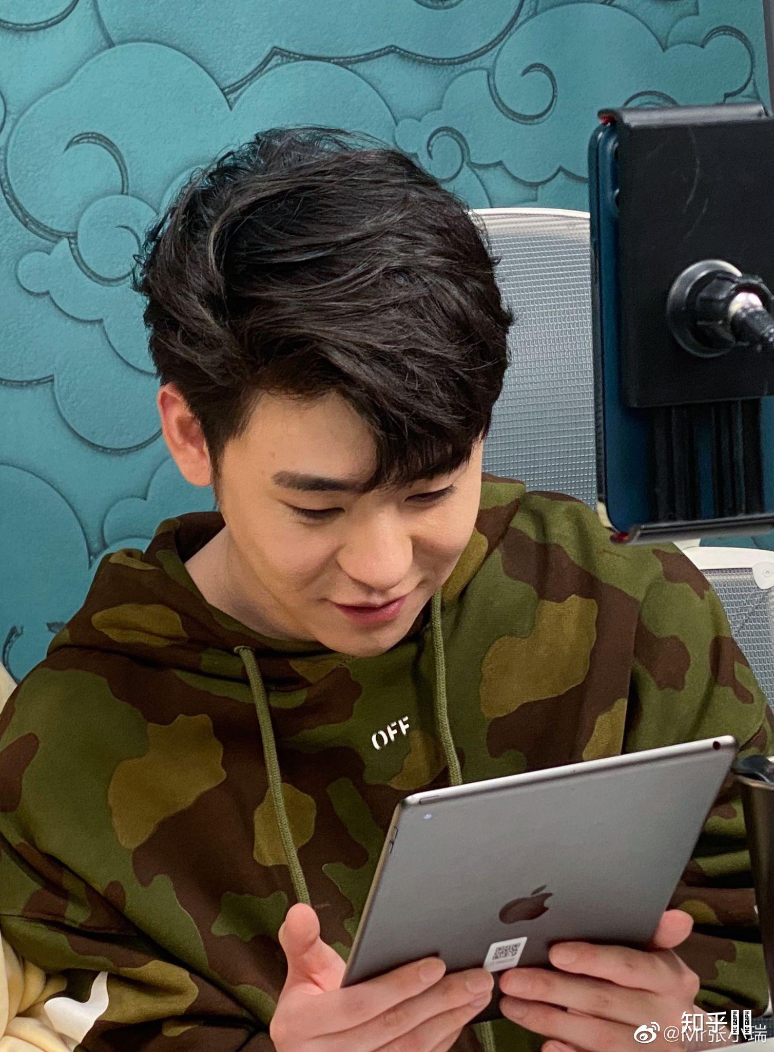 张云雷采访总说喜欢去师父书房这样容易招黑吗