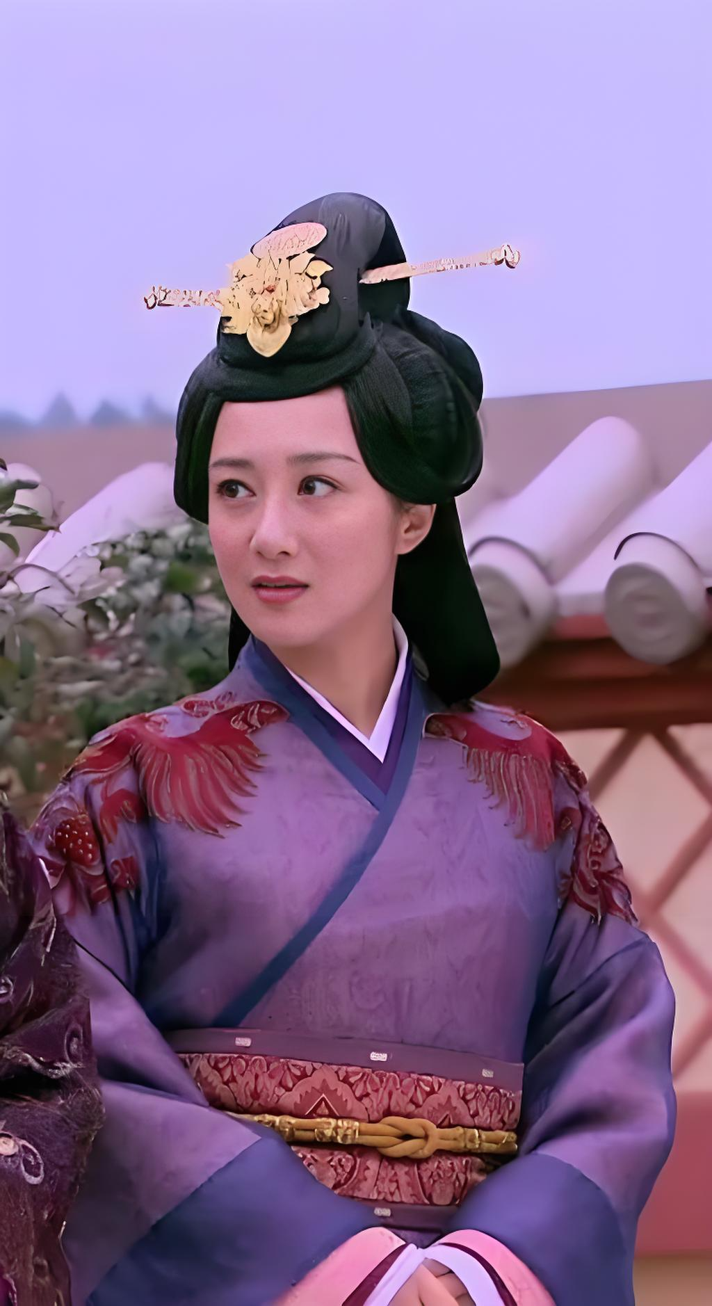 李依晓和叶璇：“狗咬人”罗生门背后，谁在撒谎？ - 知乎
