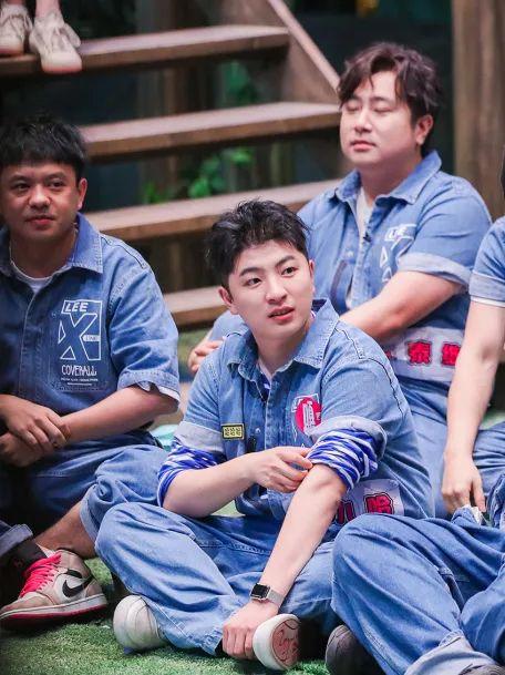 蒋易——converse chuck 70晃晃——travis scott x air jordan 1