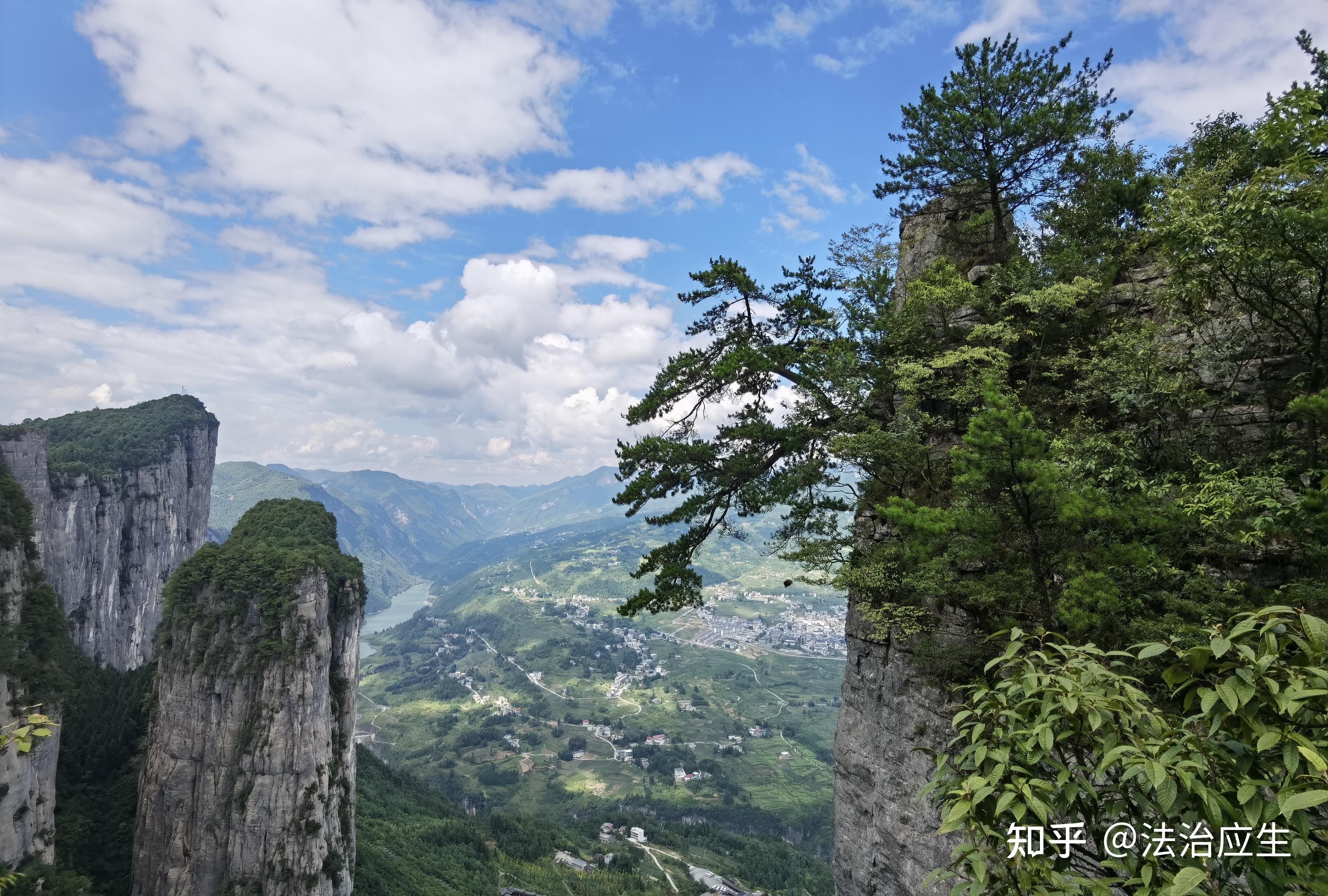 湖北恩施大峡谷,大地山川美如画! - 知乎