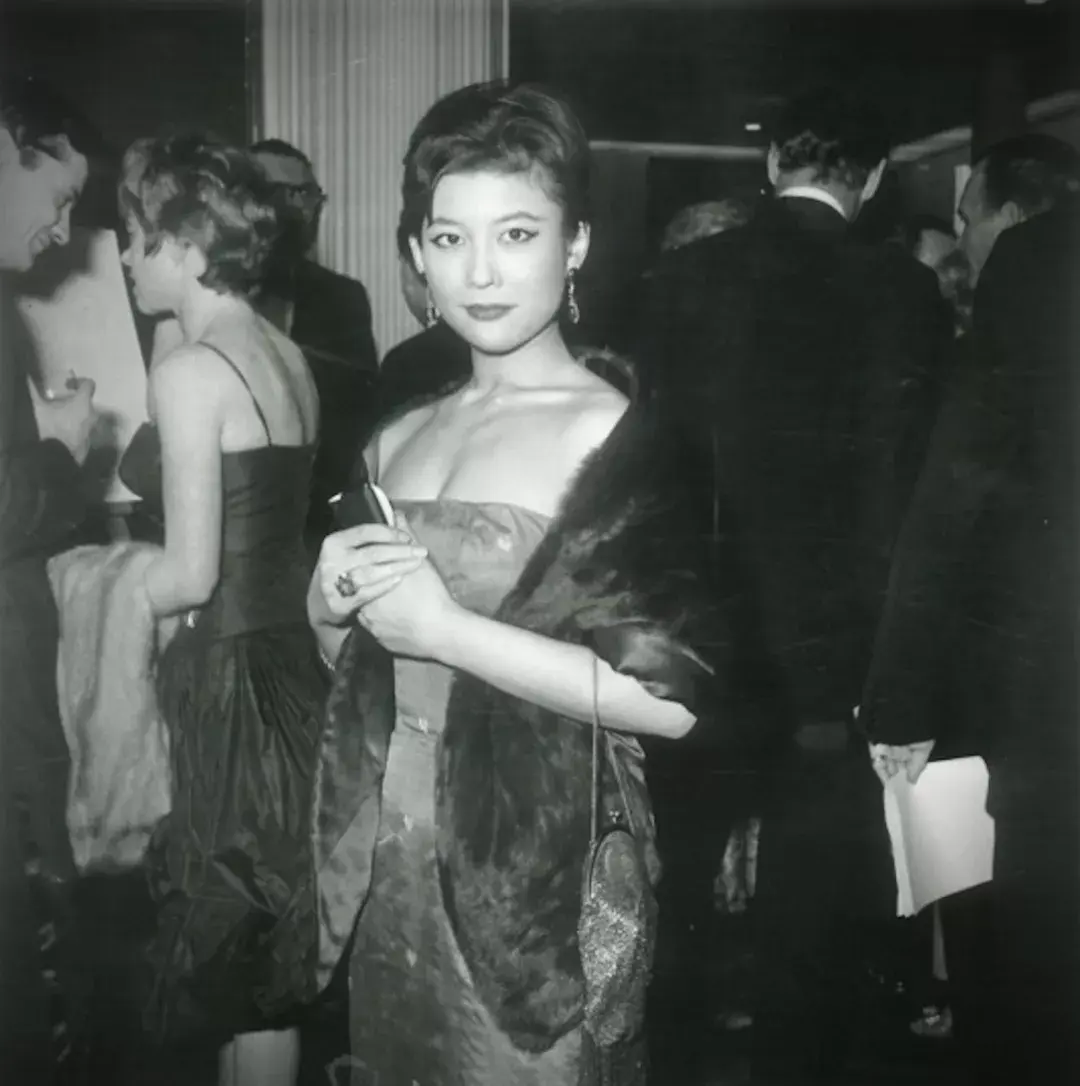 好莱坞的华人教母像豹子一样的传奇人生83岁还在演戏