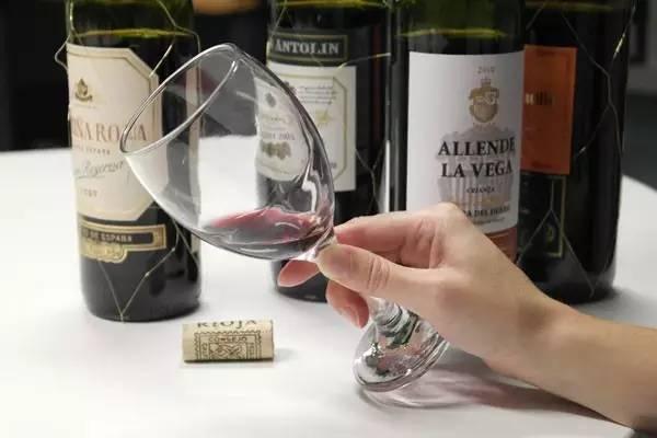 当我们品酒时,我们都在品什么?