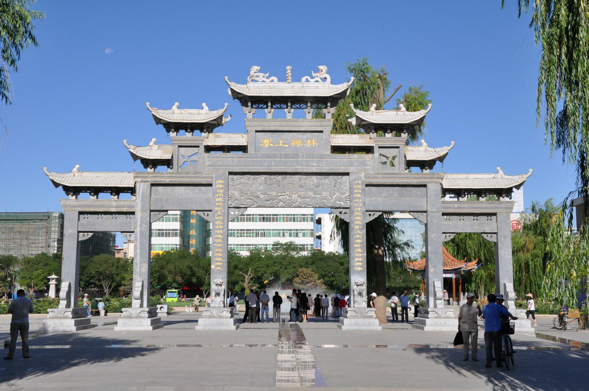 石牌坊厂家如何选择更符合实际需要