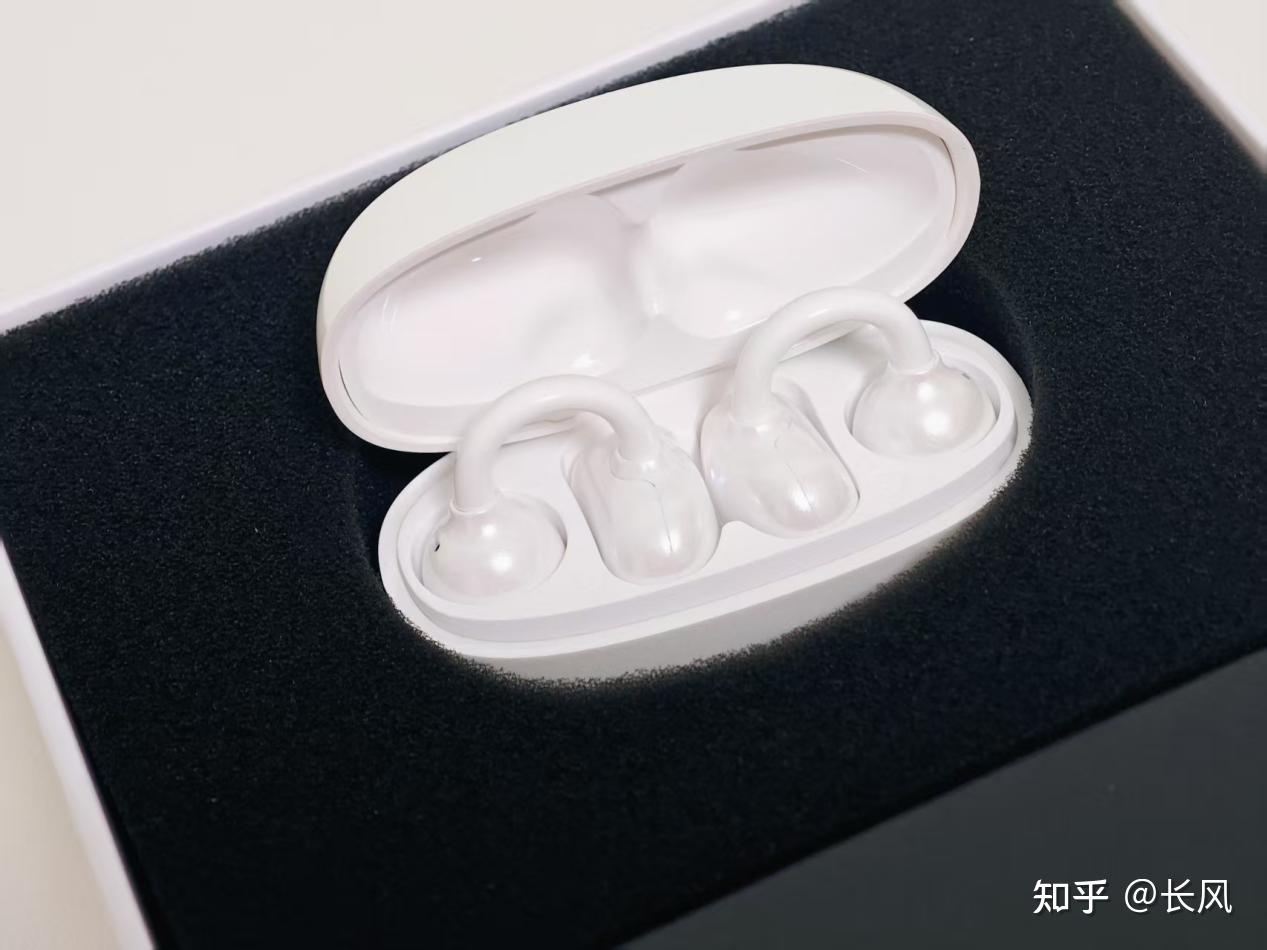 歌奈GENAI CC耳夹式耳机深度体验:无感佩戴,开放式音频新选择
