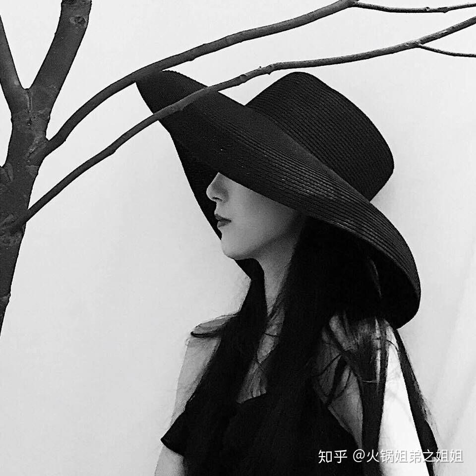 有哪些看起来格调很高的头像