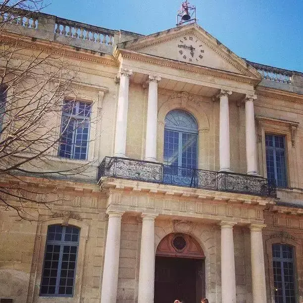 国立里昂第三大学成为里昂市三所主要的公立大学之一.