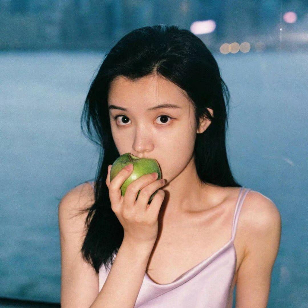 有没有很阳光向上正能量的女生头像