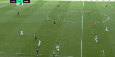 4-0！英超大魔王获开局不败暂登顶榜首，梅西好友连场破门