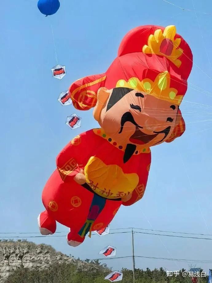 潍坊风筝节有多疯?这精神状态遥遥领先啊!