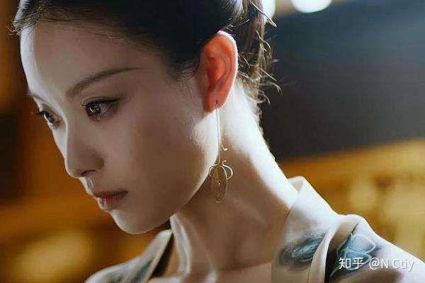 娱乐圈里有谁是天生大女主的长相