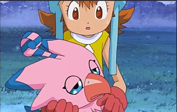 素娜,可靠温柔.她的数码宝贝经常带她飞.