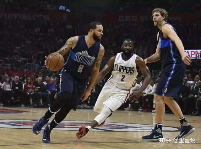 眼花缭乱！盘点NBA运球最出色的十名球星：库里欧文齐上榜！ - 知乎
