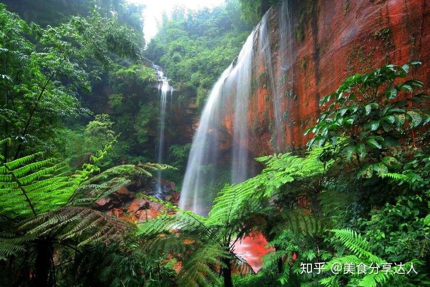 赤水屬四川臺坳,四川盆地分區瀘州小區,赤水河為境內最大的河流,全市