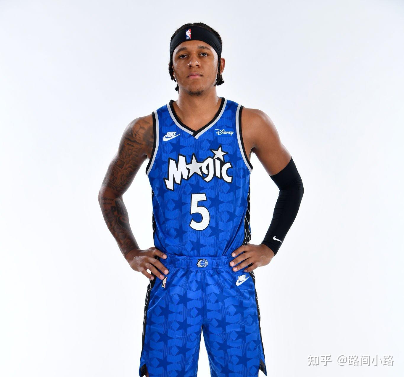 NBA本赛季低薪高能的10大球星- 知乎