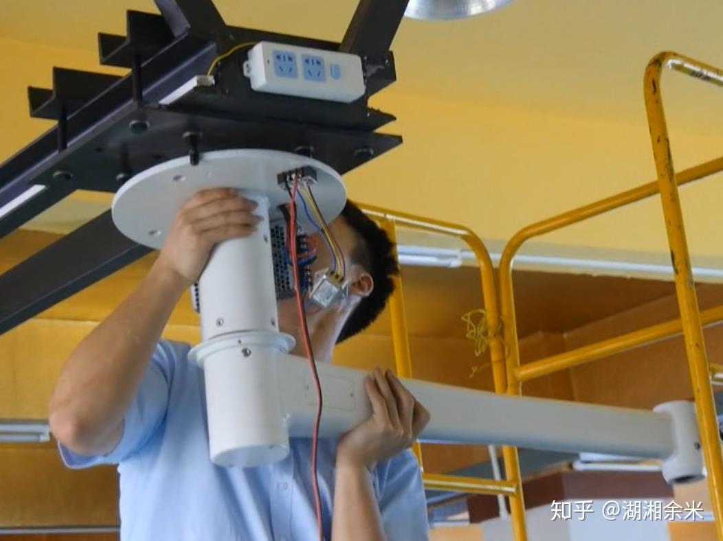 led无影灯的安装与调试