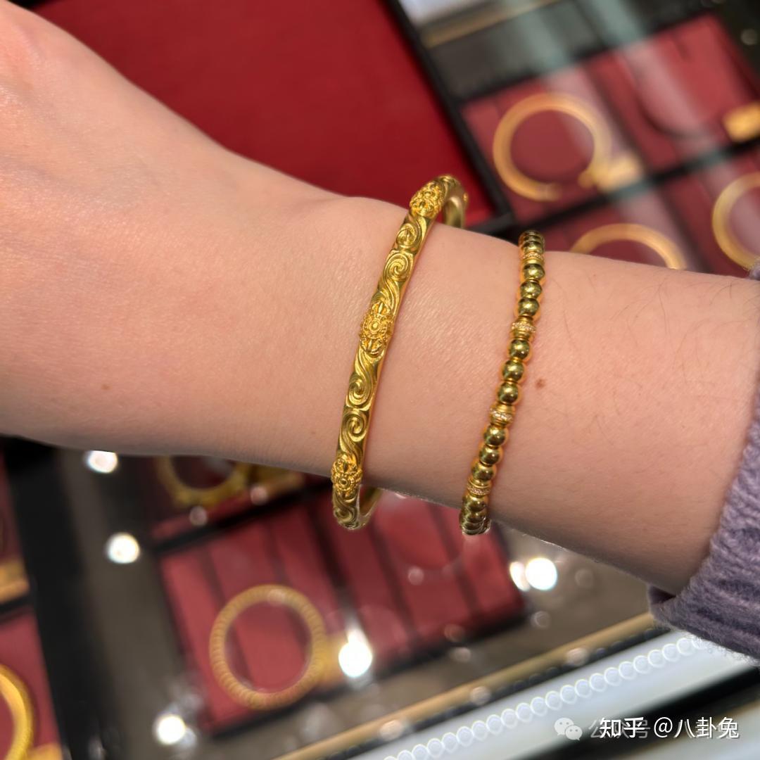 老铺黄金逆势增长，究竟抢了谁的生意？ - 知乎