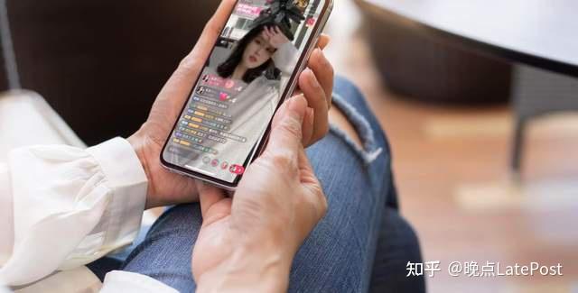 快手播放量超过一万有钱吗知乎（快手播放量到10000说明什么）