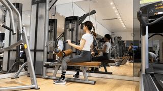 在家怎样练背部肌肉女 v2-480aa3a92a8c8a8f74510affd1b83a9d_b.jpg