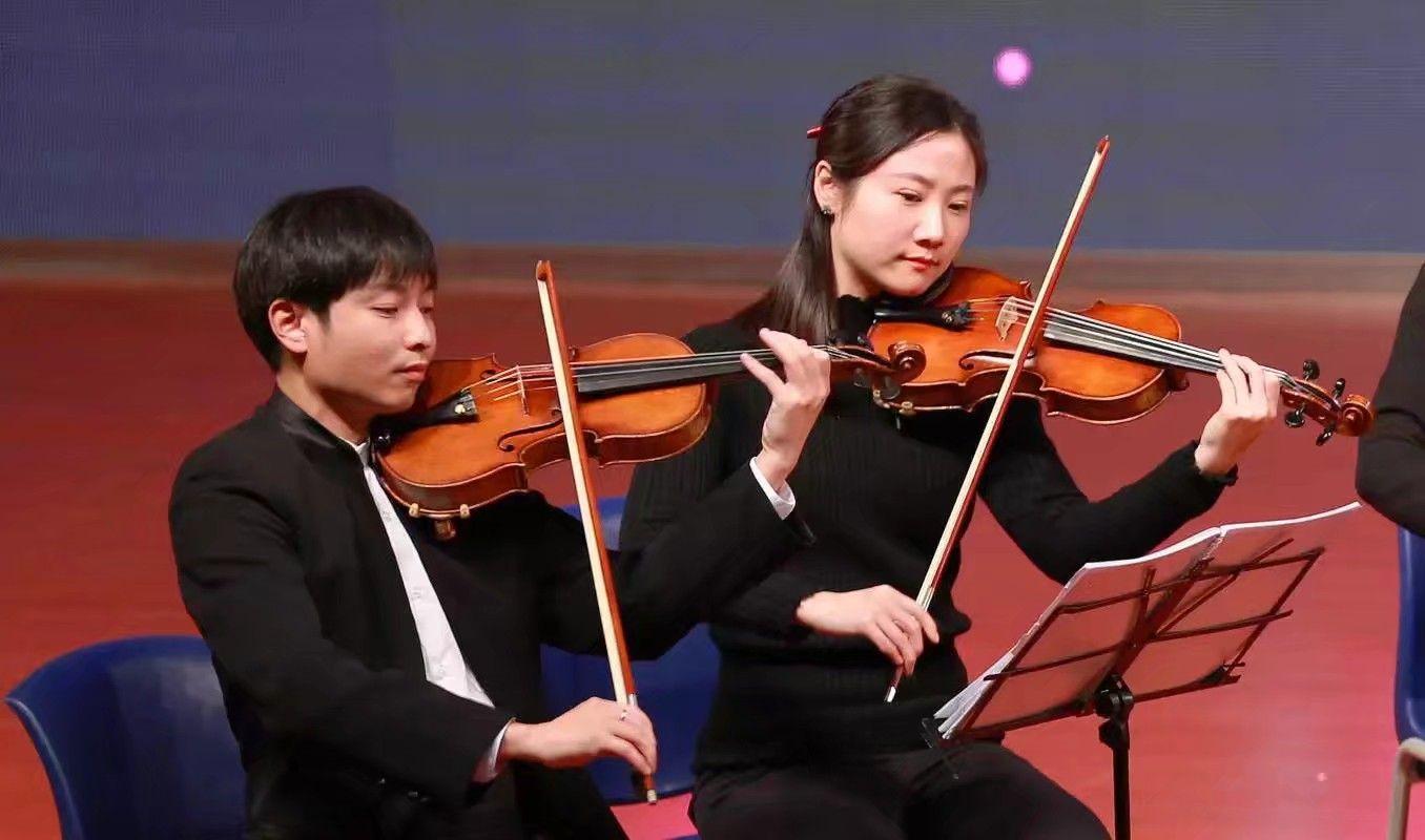 中国大陆现在有民间\/非专业的交响乐团么?