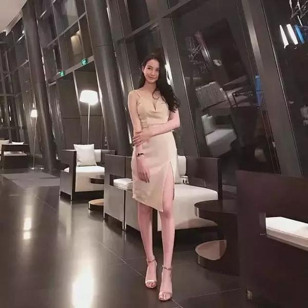 95后健身女神，美腿细腰马甲线不靠脸征服所有人！ Facebook-第14张