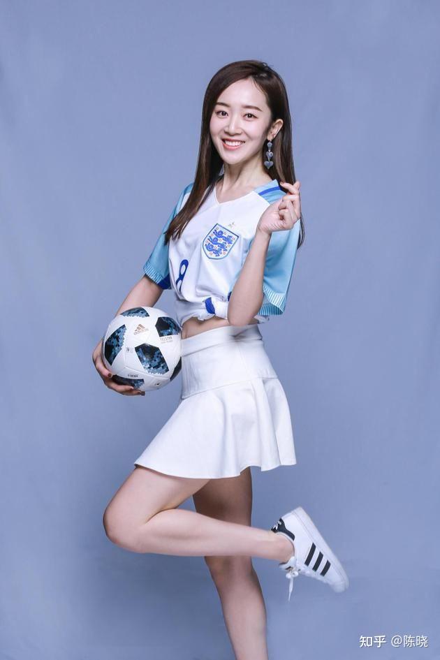 足球名嘴称女主播像狐狸精遭吐槽