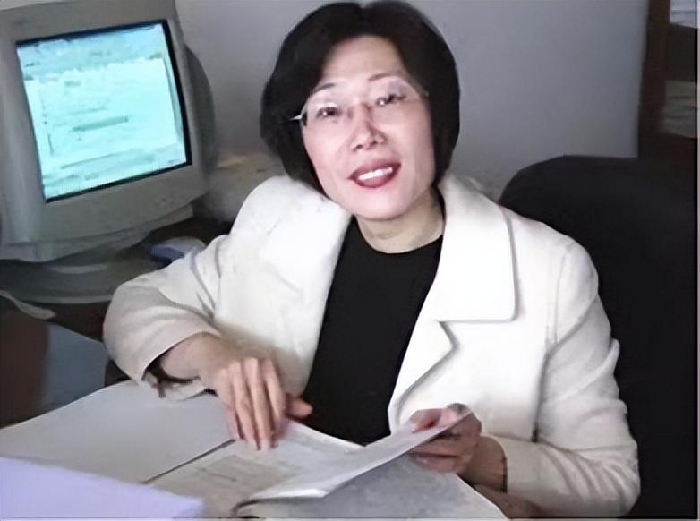 中国密码女神王小云:连续破解两项美国顶级密码,后获奖励711万